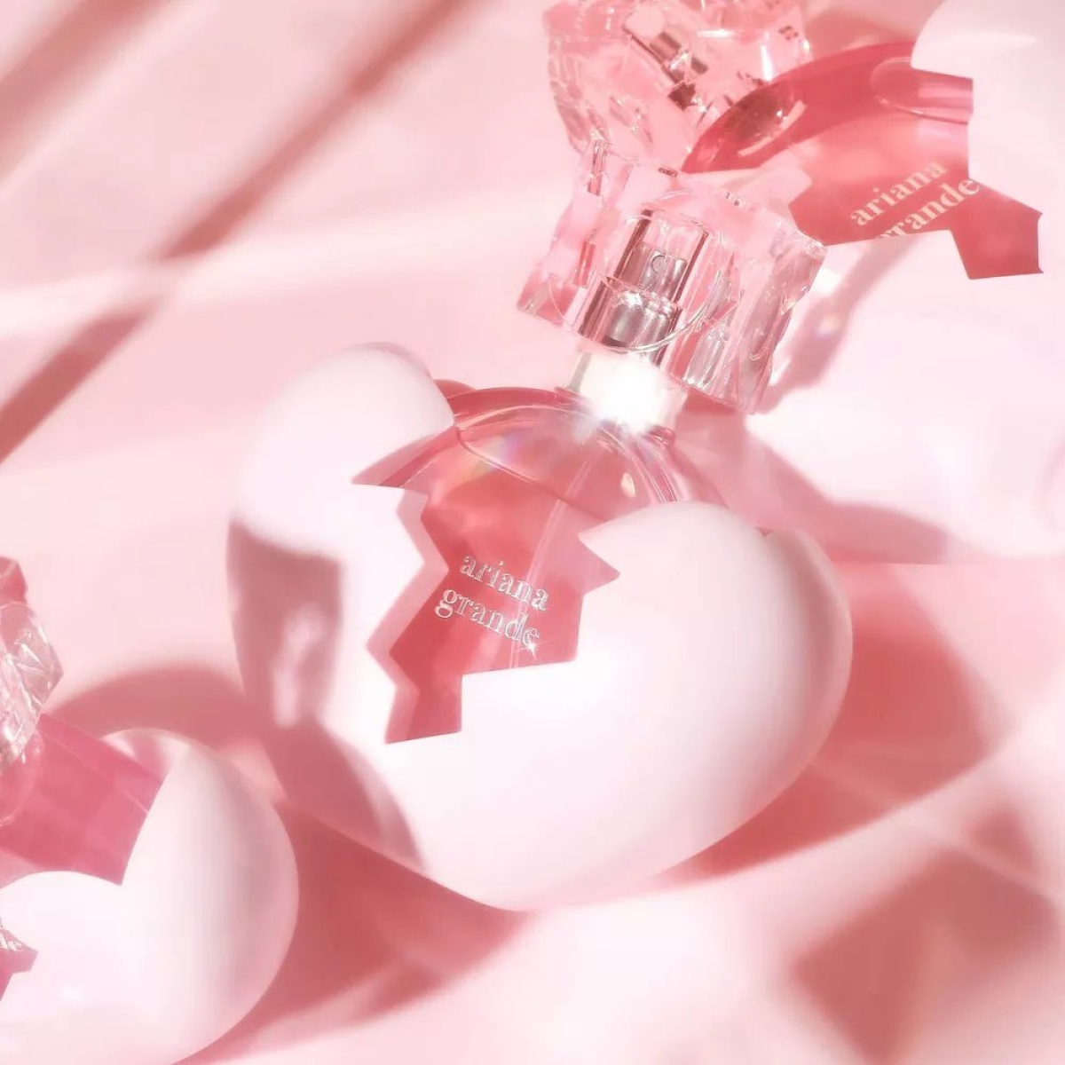 Ariana Grande Thank U Next Eau de Parfum Spray 50ml