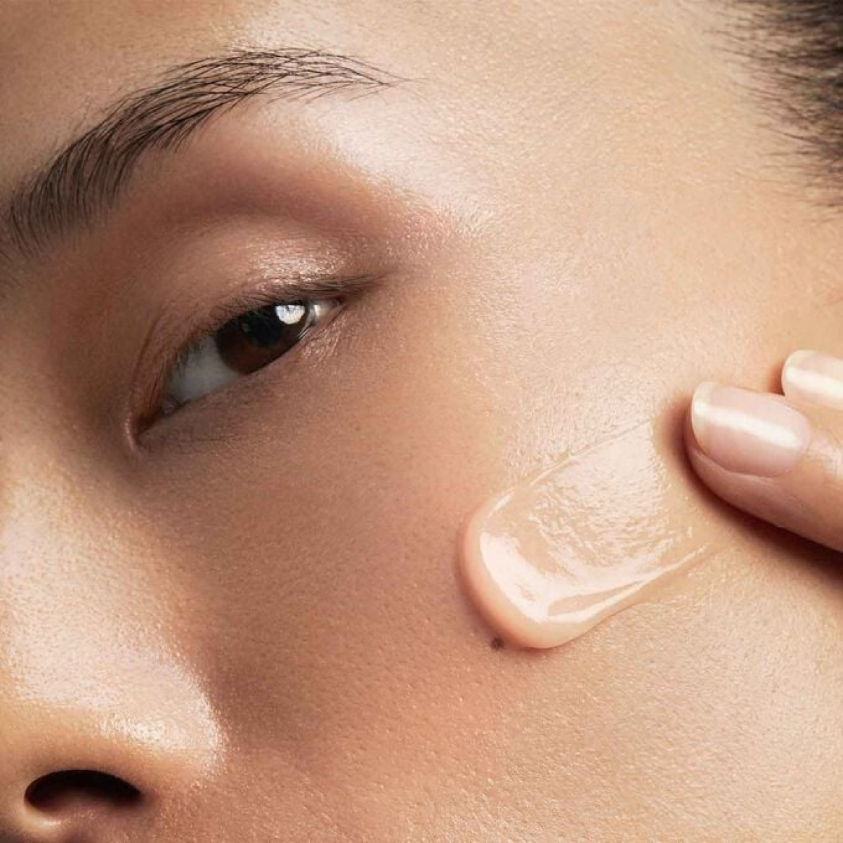Clarins Beauty Flash Balm 50ml: Instant Radiance & Hydration Facial Treatment