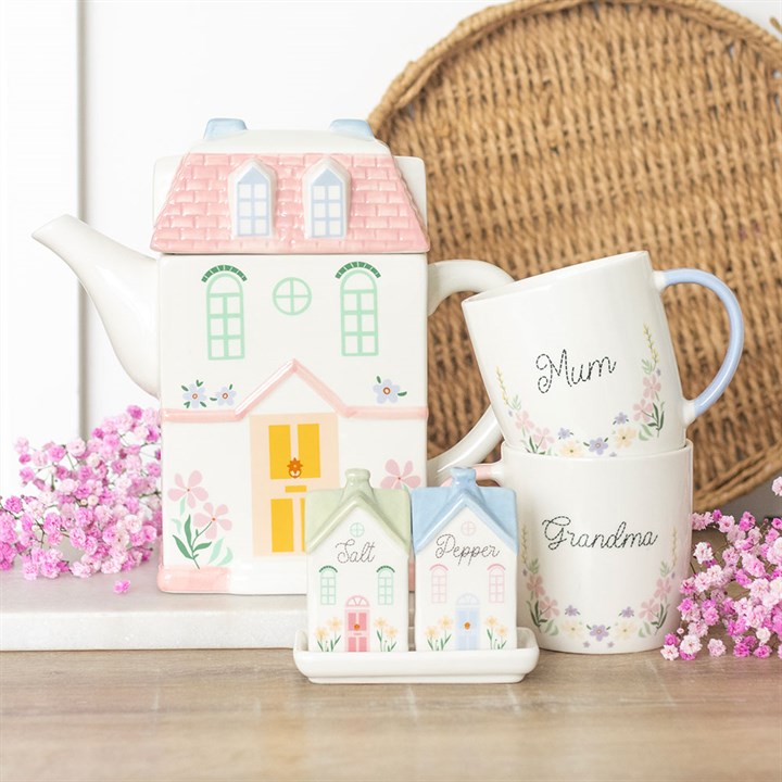 (C) Grandma Pastel Floral Mug