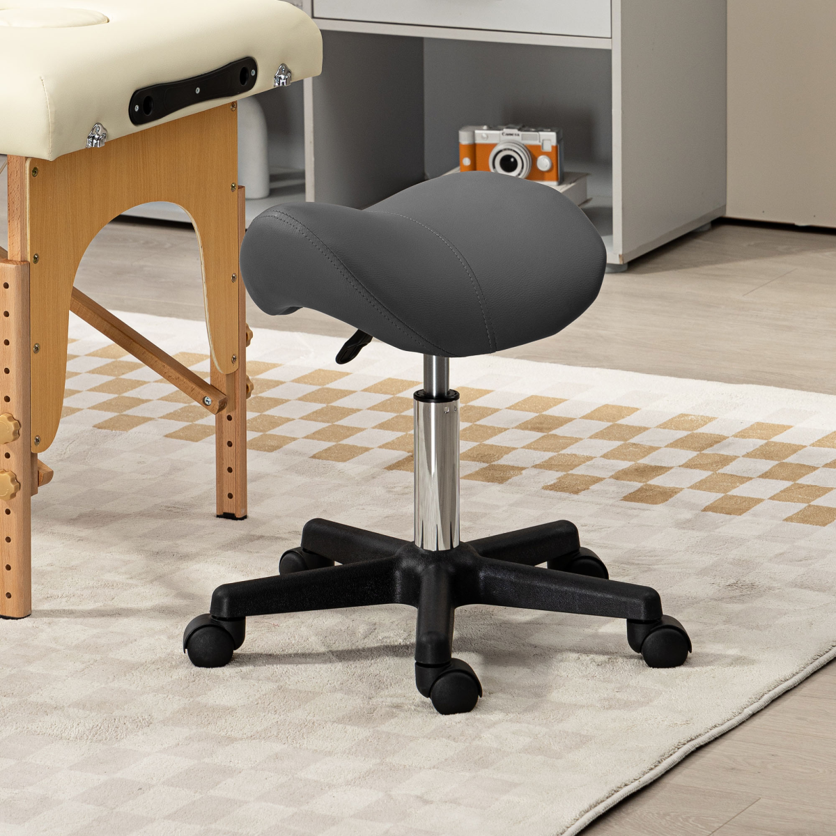 HOMCOM Saddle Stool Adjustable Rolling Salon Chair for Massage Spa Beauty Grey