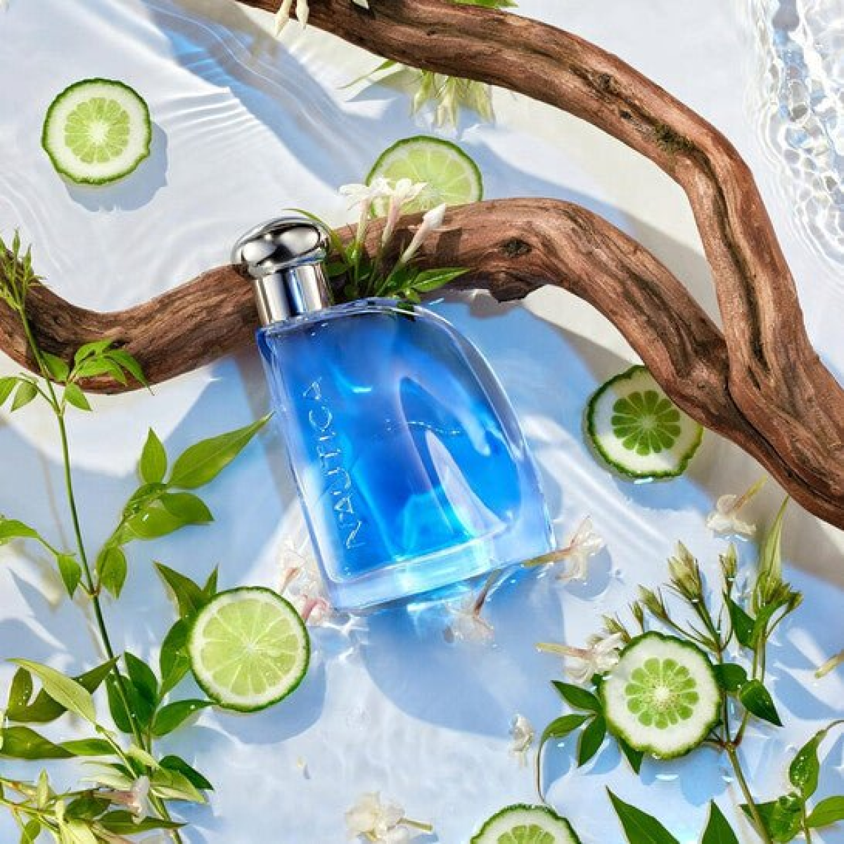 Nautica Blue Eau De Toilette Spray 100ml – Refreshing Men’s Fragrance