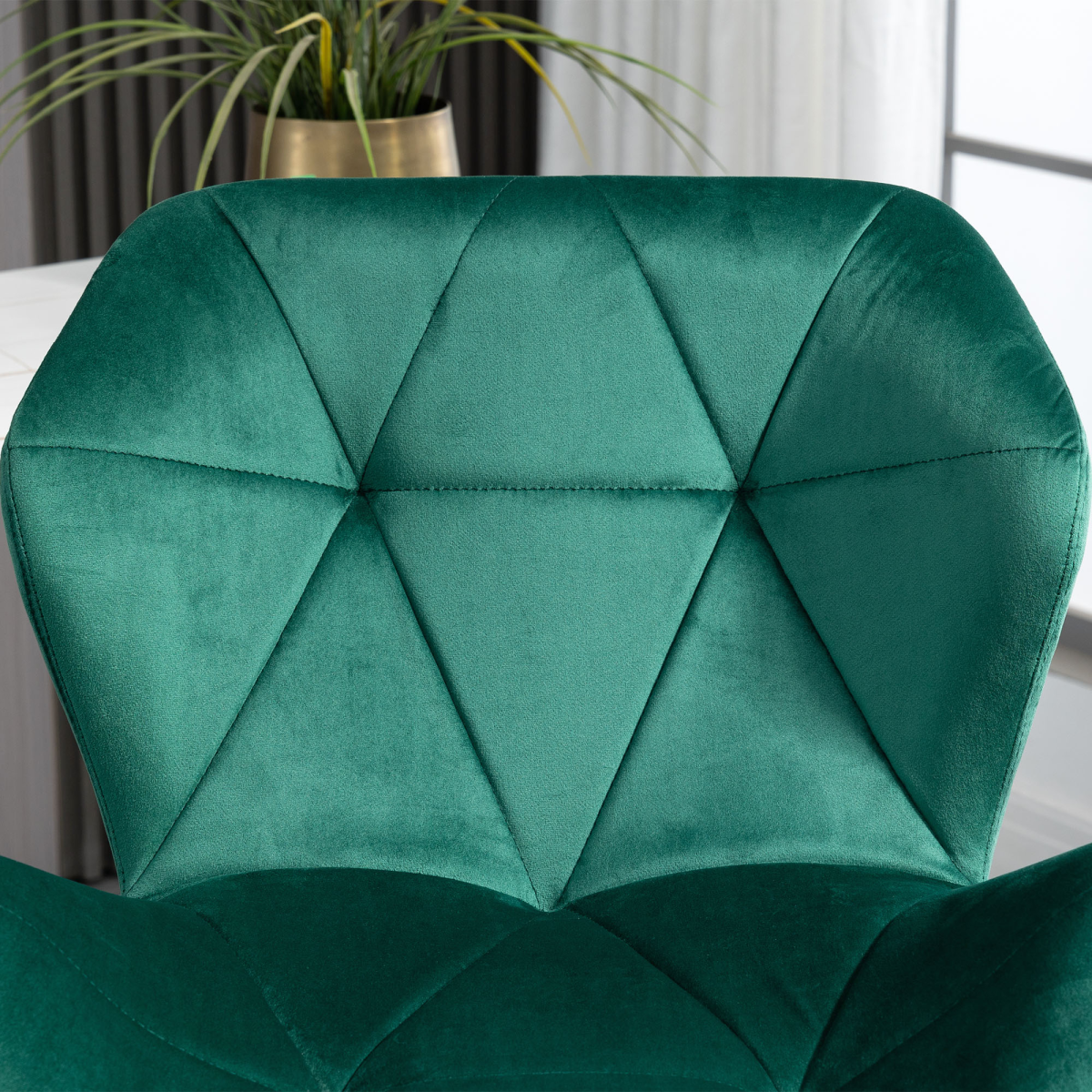 Set Of 2 Luxurious Velvet-Touch Bar Stools w/ Metal Frame Footrest Base Green