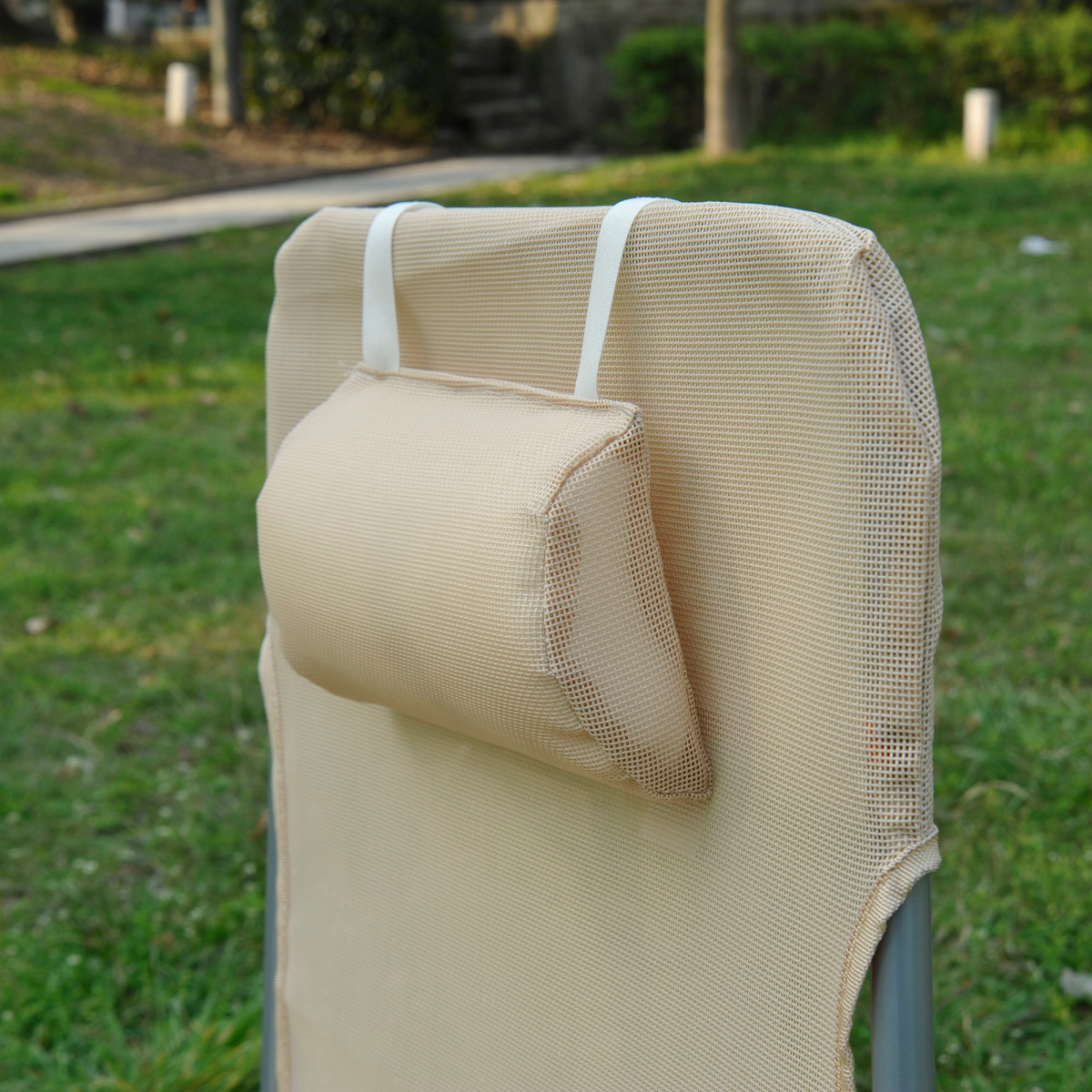 Outsunny Adjustable Sun Bed Garden Lounger Recliner Relaxing Camping Beige