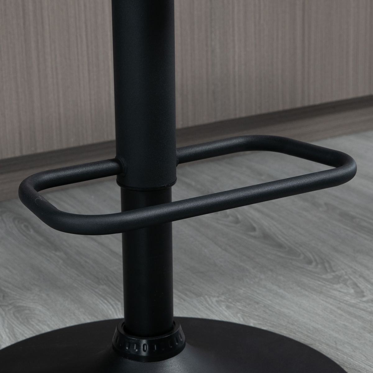 HOMCOM Bar Stools Set of 2, Adjustable Bar Chairs 360° Swivel for Kitchen Khaki