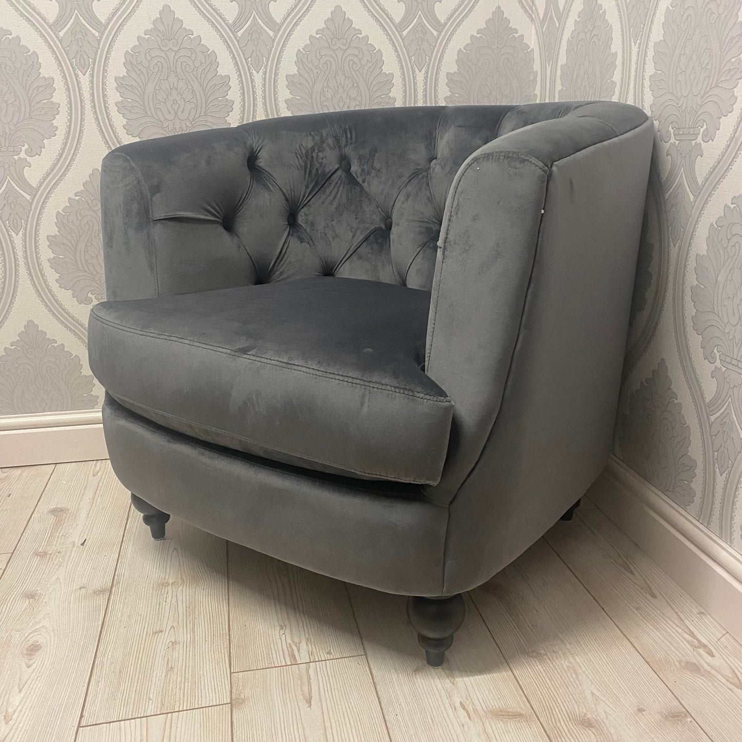 Durable & Stylish Grey Velvet Tub Mid-Century Modern Accent Armchair | Contemporary Upholstered Drop Arm to Comfortable Seating for Home, Bedroom, Office, Living Room & Hallway