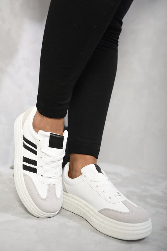 (F) Striped Lace Up Trainers