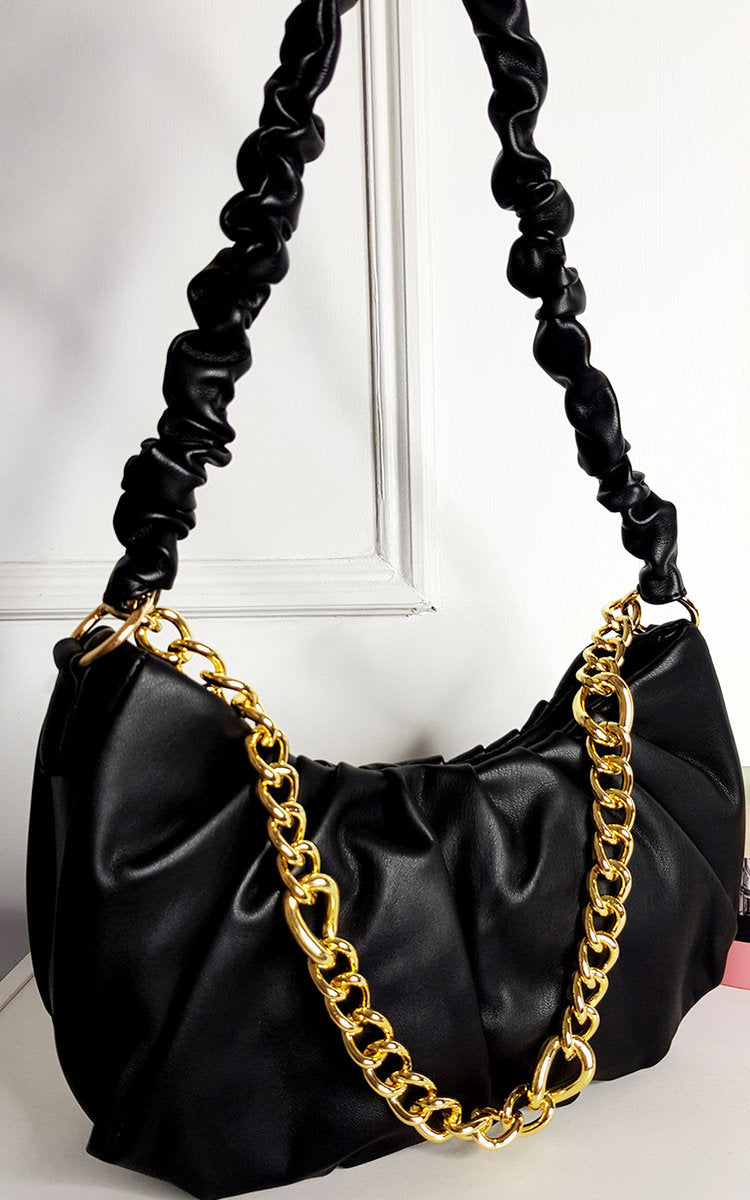 (F) Shoulder Bag with Chain Detail
