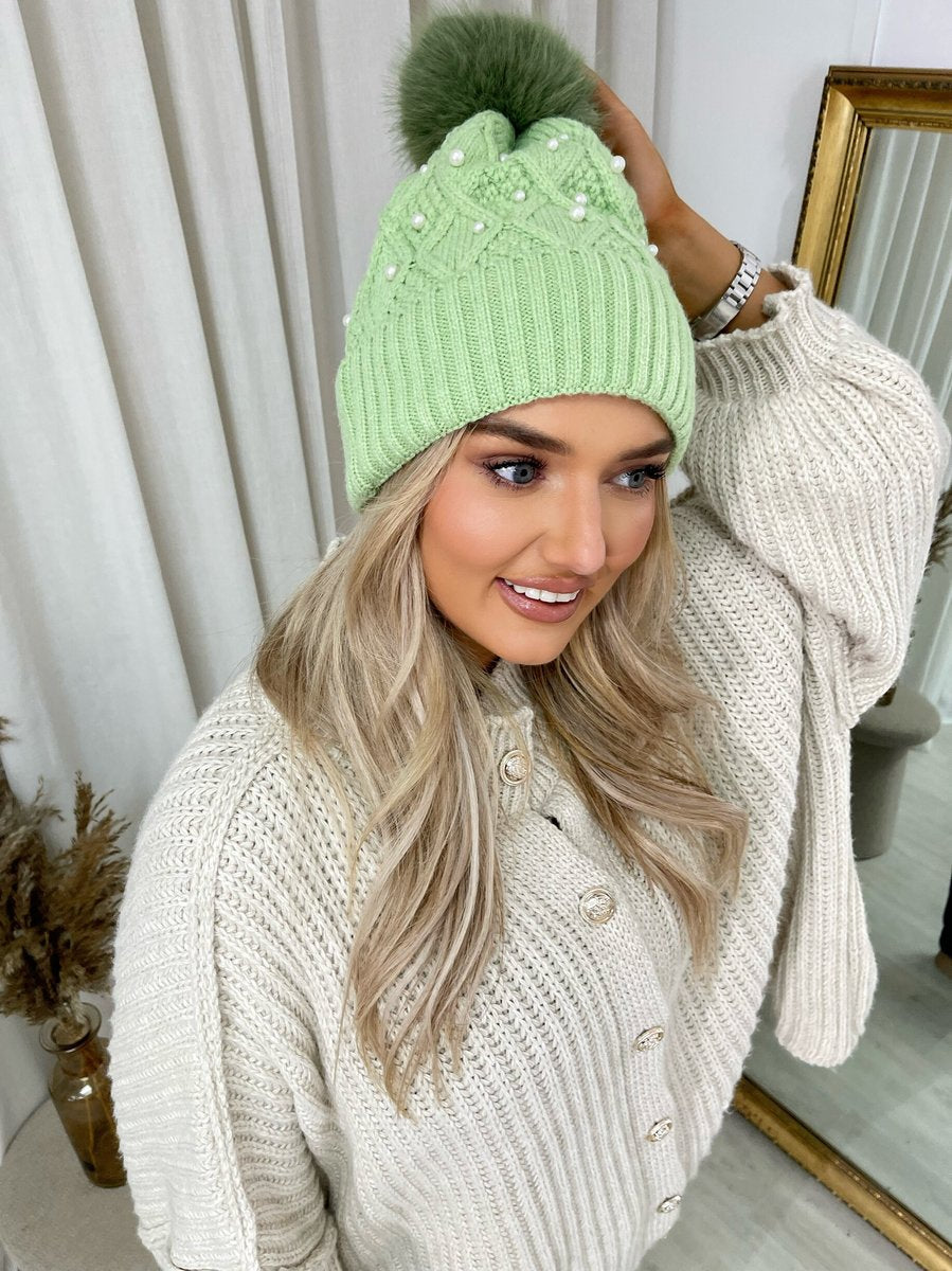 (F) Pom Pom Knitted Winter Hat With Pearl Decor