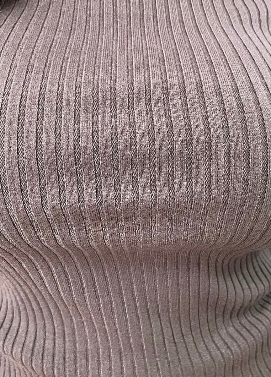 (F) Fitted Long Sleeve Fluffy Knitted Top