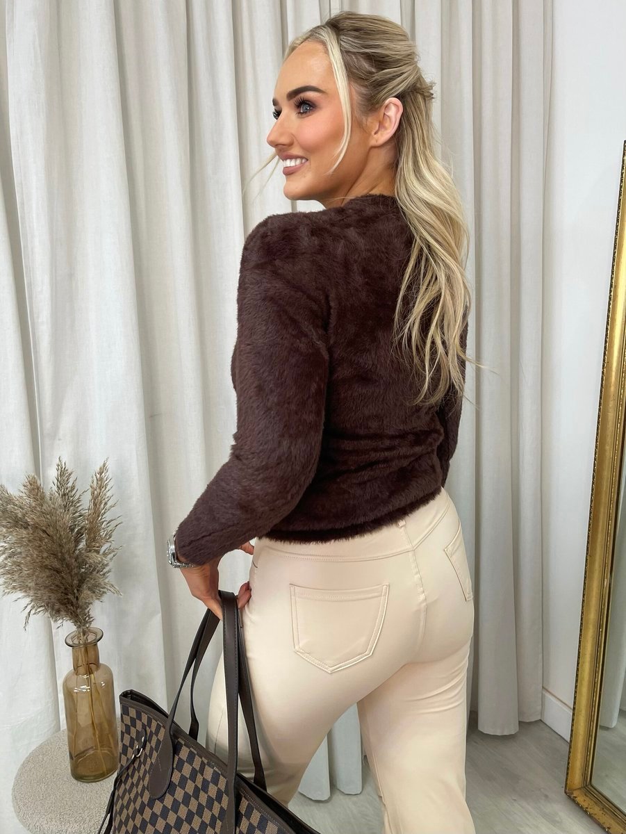 (F) Fitted Long Sleeve Fluffy Knitted Top